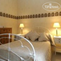 Russell Hotel 