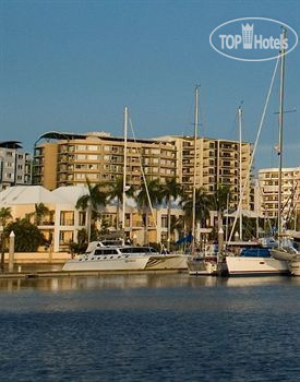 Hotel photo Cullen Bay Resort 3*