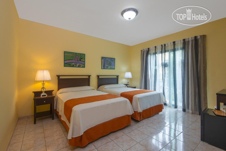 Hotel photo Islazul Los Delfines 3*