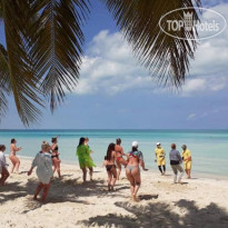 Memories Caribe Beach Resort 