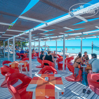 Memories Caribe Beach Resort 