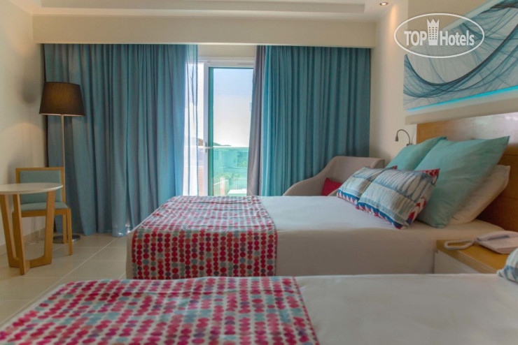 Hotel photo Gran Muthu Almirante Beach Hotel 5*