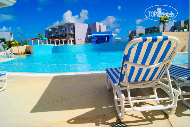 Grand Aston Cayo Las Brujas Beach Resort & Spa