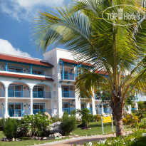 Memories Paraiso Beach Resort 