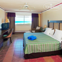 Memories Paraiso Beach Resort 