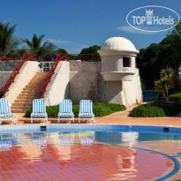 Memories Paraiso Beach Resort 