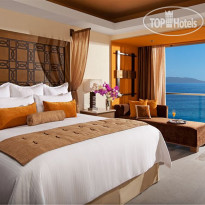 Dreams Vallarta Bay Resort & Spa 
