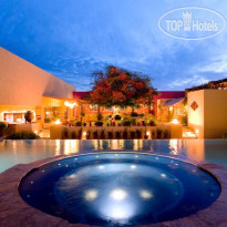 Los Patios Hotel 