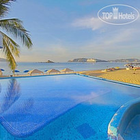 Avalon Excalibur Acapulco 