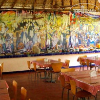 El Tropicano