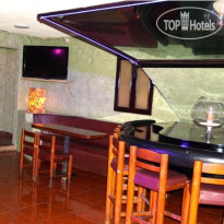 El Tropicano