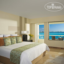 Dreams Sands Cancun Resort & Spa