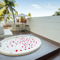Dreams Sands Cancun Resort & Spa