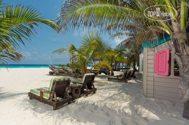 Пляж в Flamingo Cancun Resort&Plaza 4*