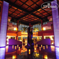Now Emerald Cancun 