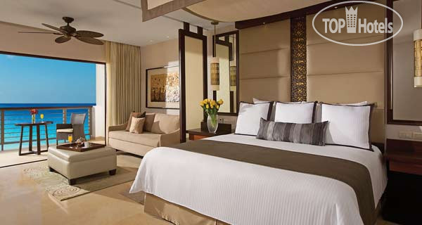Hotel photo Secrets Playa Blanca Costa Mujeres 5*