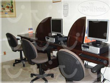Holiday Inn Express Pok-Ta-Pok 3*