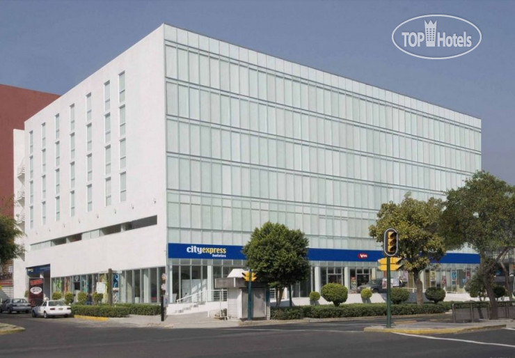 Hotelier's photos City Express Ciudad de Mexico Insurgentes Sur 4*