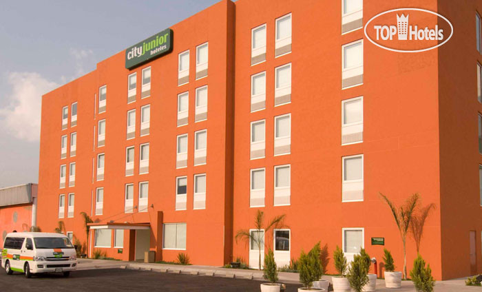 Hotel photo City Junior Toluca Aeropuerto 3*