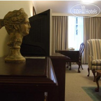 La Estancia Hotel