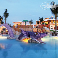 Premium Level at Barcelo Maya Palace