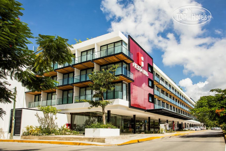 Hotelier's photos Fiesta Inn Playa Del Carmen 3*