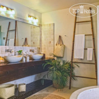 Mezzanine Boutique Hotel-Adults Only 