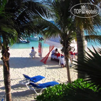 Playa Palms Beach