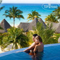 Pueblito Luxury Condohotel  