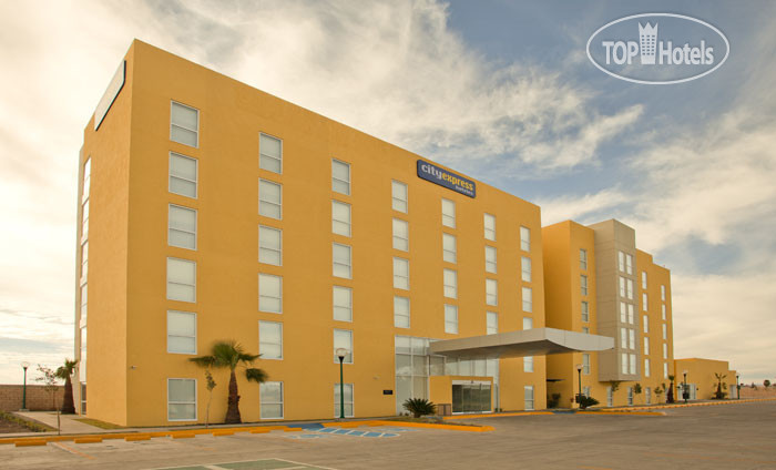 Hotel photo City Express Durango 4*