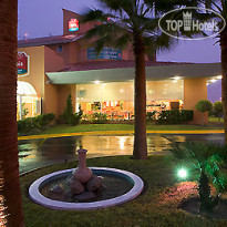 Ibis Monterrey Aeropuerto 