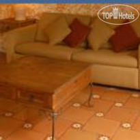 Las Rocas Resort & Spa