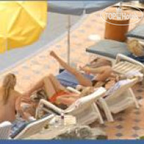 Las Rocas Resort & Spa