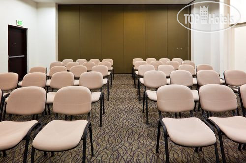 Hotelier's photos Holiday Inn Express Guadalajara Iteso 2*