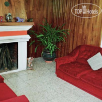 13 Cielos Hostel 