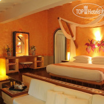 Thompson Zihuatanejo a Beach Resort