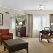 Embassy Suites Irvine - Orange County Airport Гостиная в номере