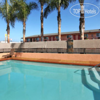 Super 8 San Diego Area - National City - Naval Base 