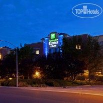 Holiday Inn Express Hotel & Suites Belmont 