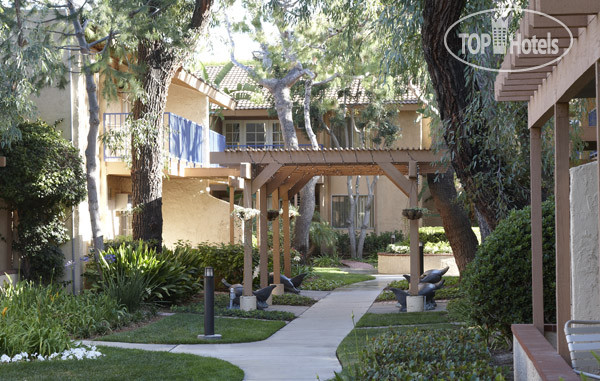 Dolphins Cove Resort