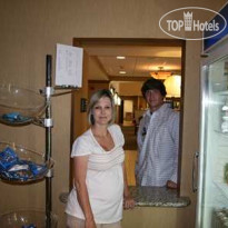 Hampton Inn & Suites Bakersfield North-Airport 