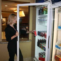 Hampton Inn & Suites Bakersfield North-Airport 