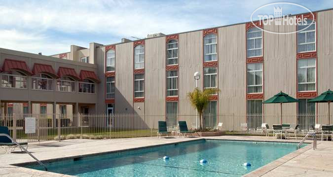 Hotel photo Hilton Oakland Airport 3*