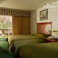 Royal Sun Inn номер с двумя кроватями