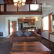 The Mammoth Creek Inn