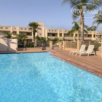 Ramada Anaheim Maingate North Бассейн