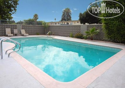 New photos from tourists Econo Lodge Sequoia Area 2*