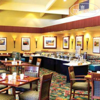 DoubleTree by Hilton Hotel Bakersfield 
