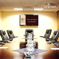 DoubleTree by Hilton Hotel Bakersfield 