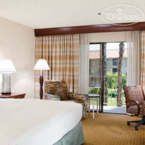 DoubleTree by Hilton Hotel Bakersfield 